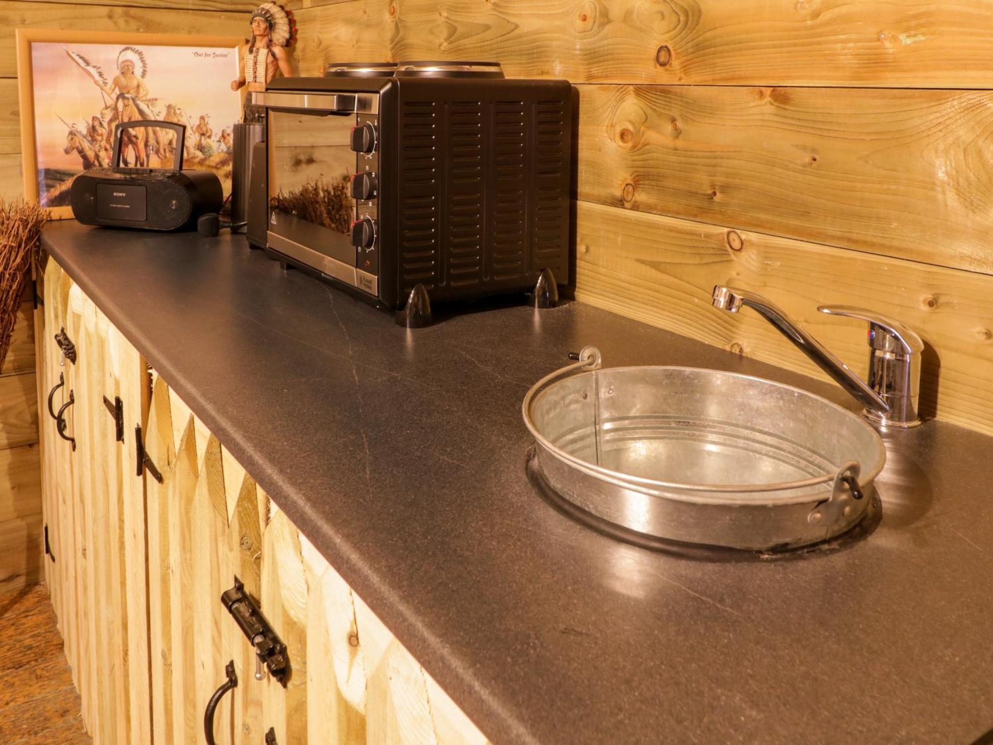 Apache Falls Lodge Limavady Ngoại thất bức ảnh